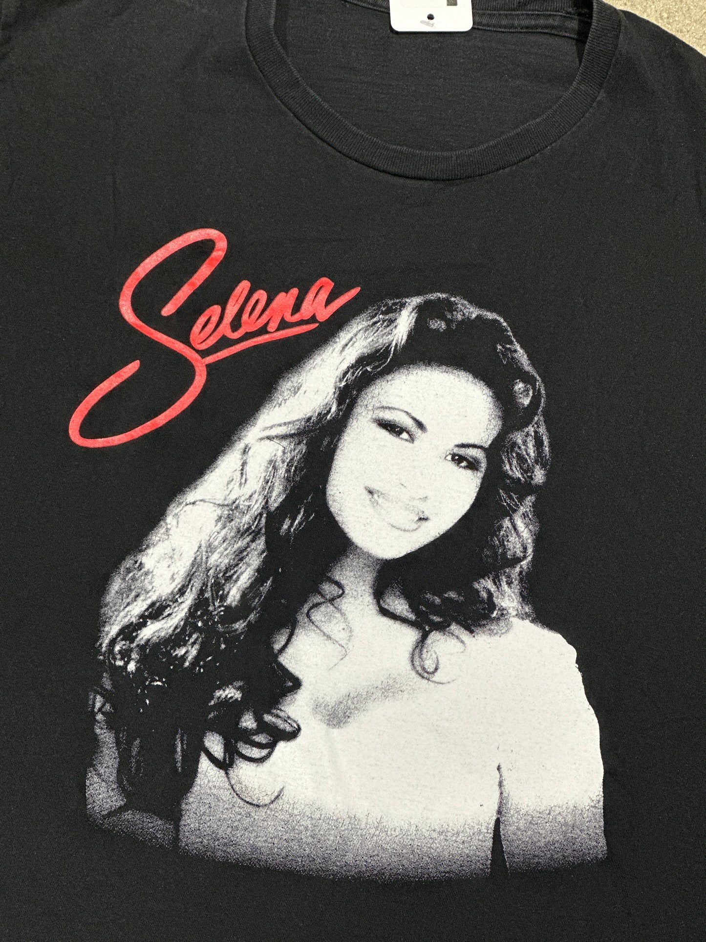 Selena Portrait Tee - Black Size Large