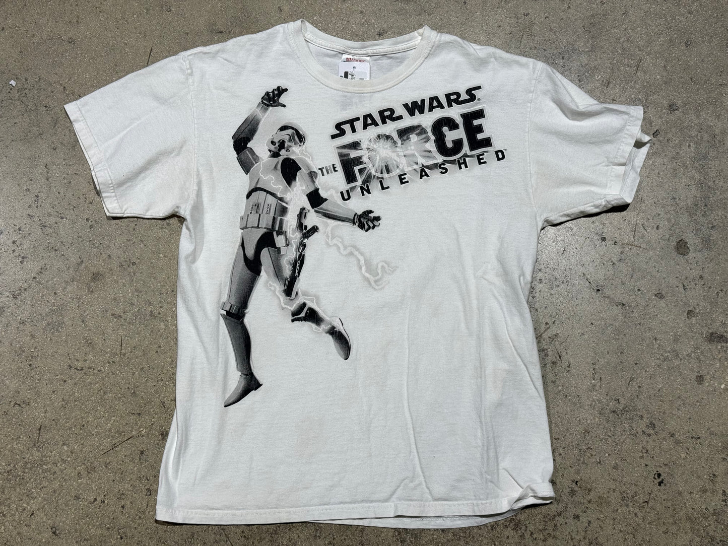 Star Wars The Force Unleashed Tee - White Size Large