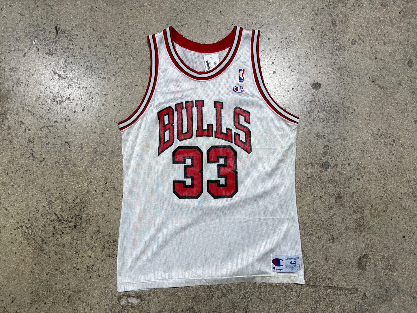 Champion Chicago Bulls Pippen #33 Jersey Size 44/Large