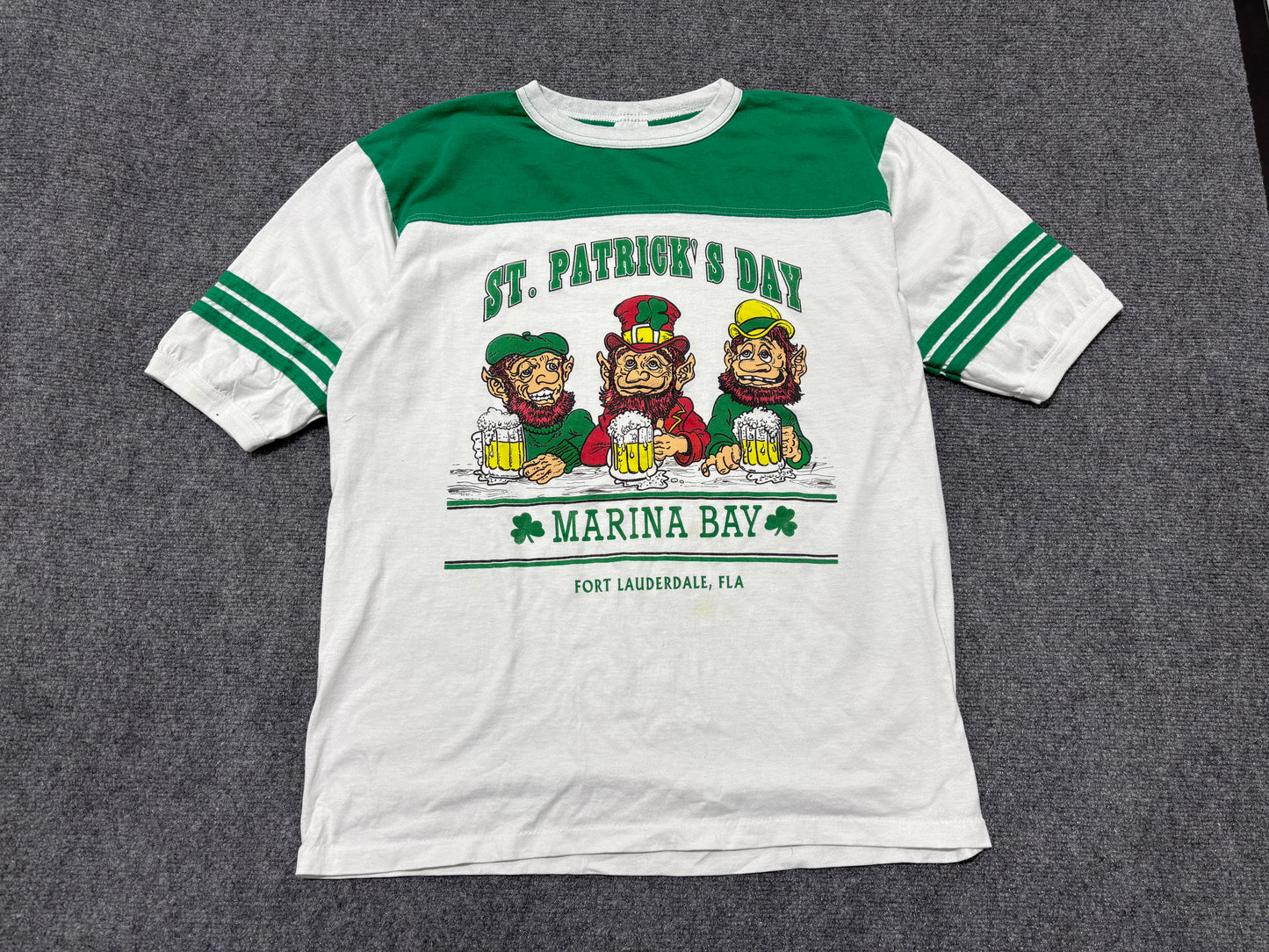 St Patricks Day Marina Bay Raglan Shirt - White / Green Size XL