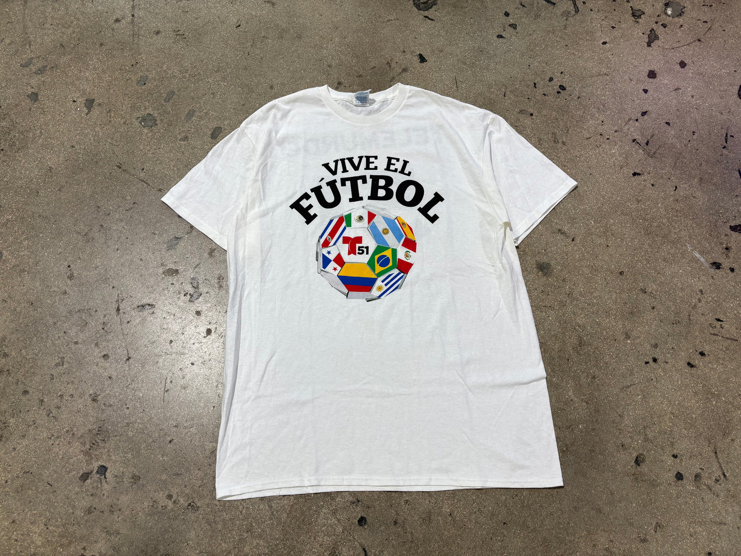 Vive El Futbol Telemundo Tee - White Size Large