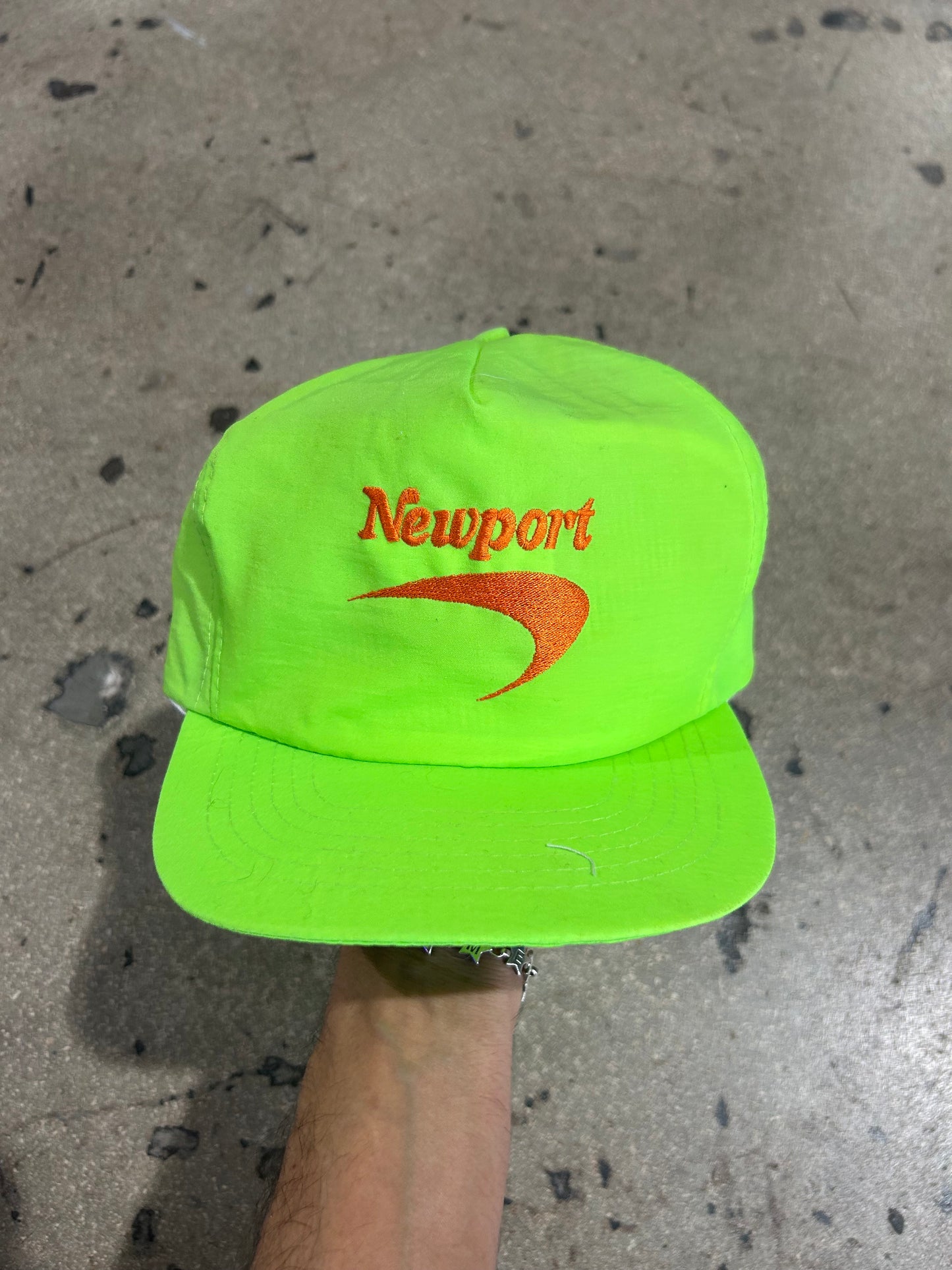 Newport Hat - Neon(con)