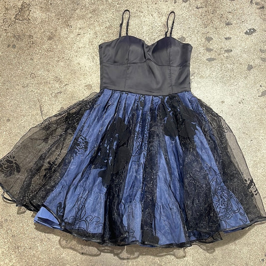 WMNS ilana Yeashoua Dress - Black/Navy