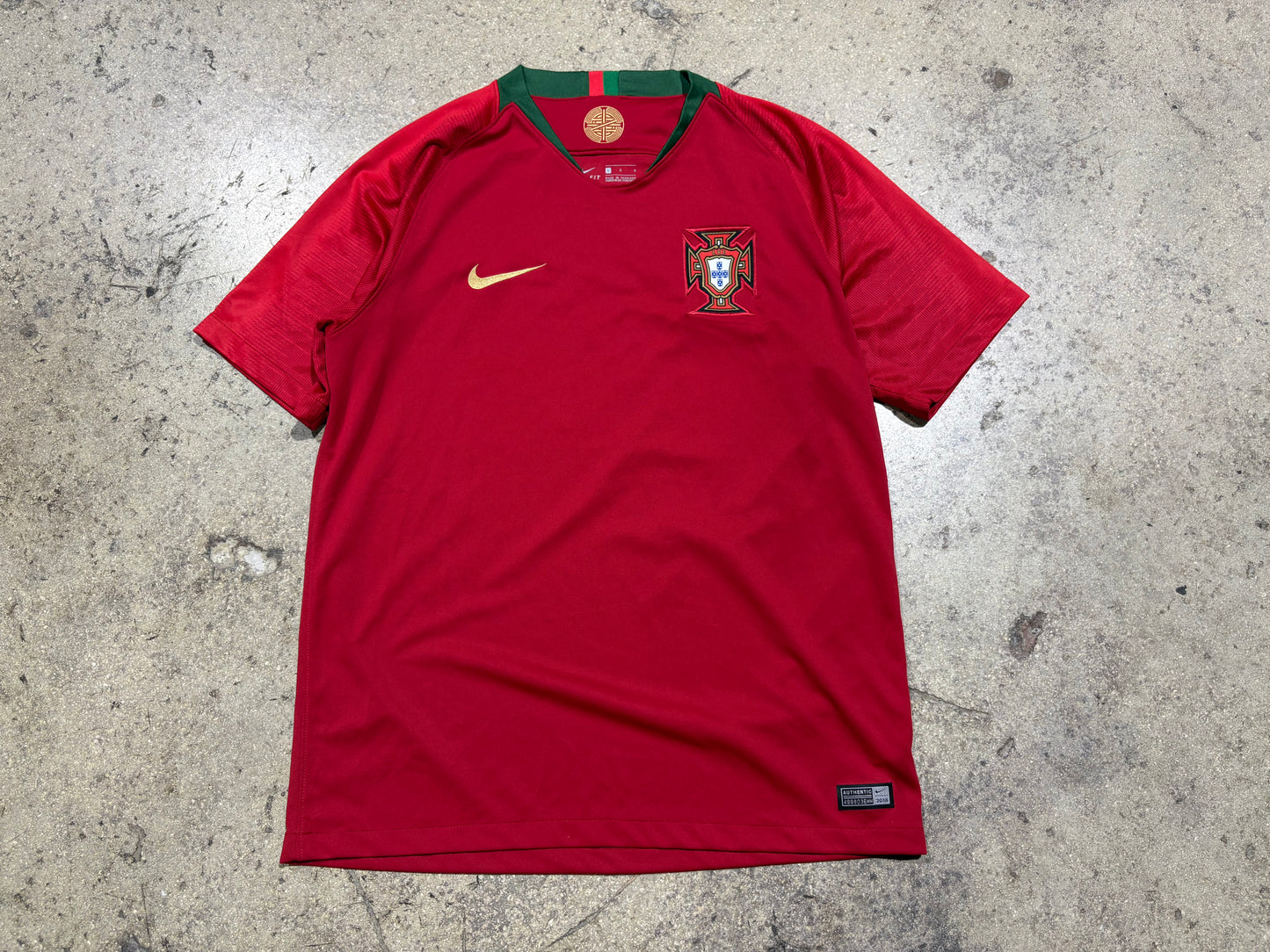 Nike Portugal Soccer Jersey - Red Size Large