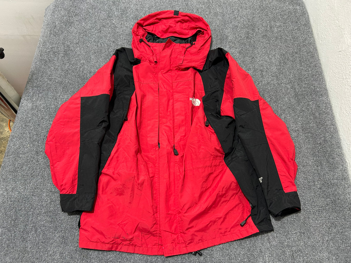 The North Face Summit Series Jacket - Red / Black Size XXL