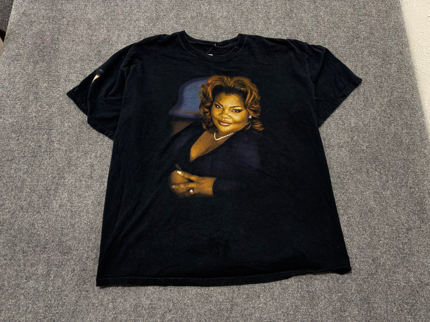 Mo'Nique Tee - Black Size XL