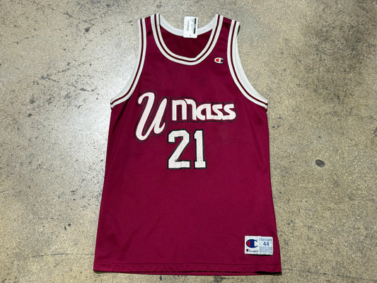 Champion U Mass Marcus Camby Jersey Size 44/Large