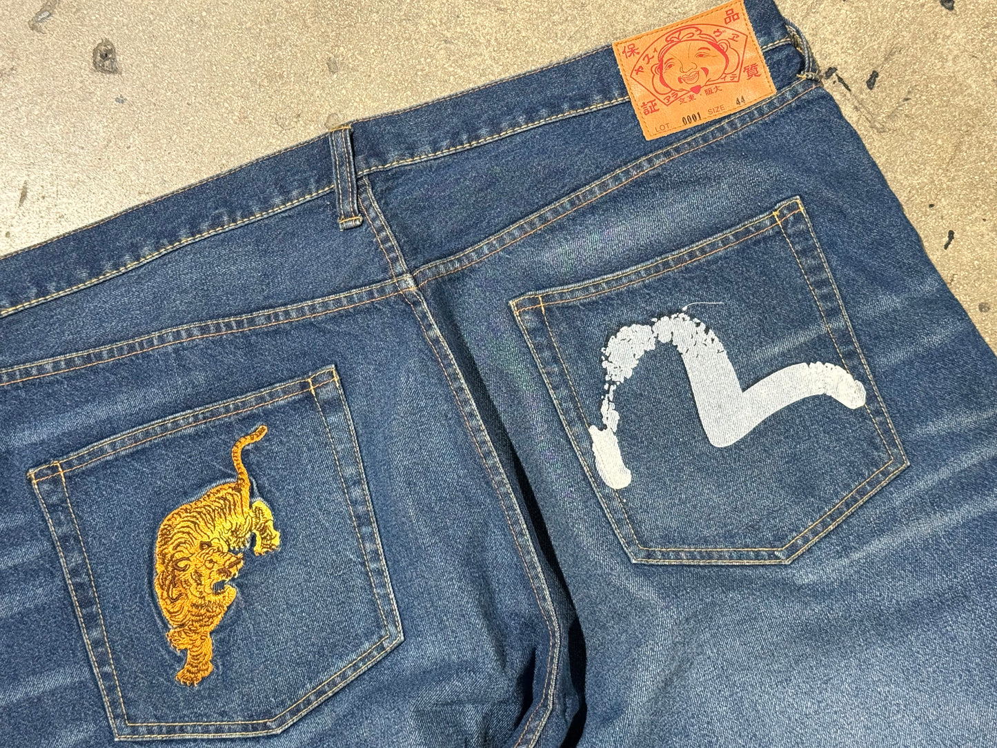 Evisu Hand Painted Denim - Light Wash/White Logo Size 44x34