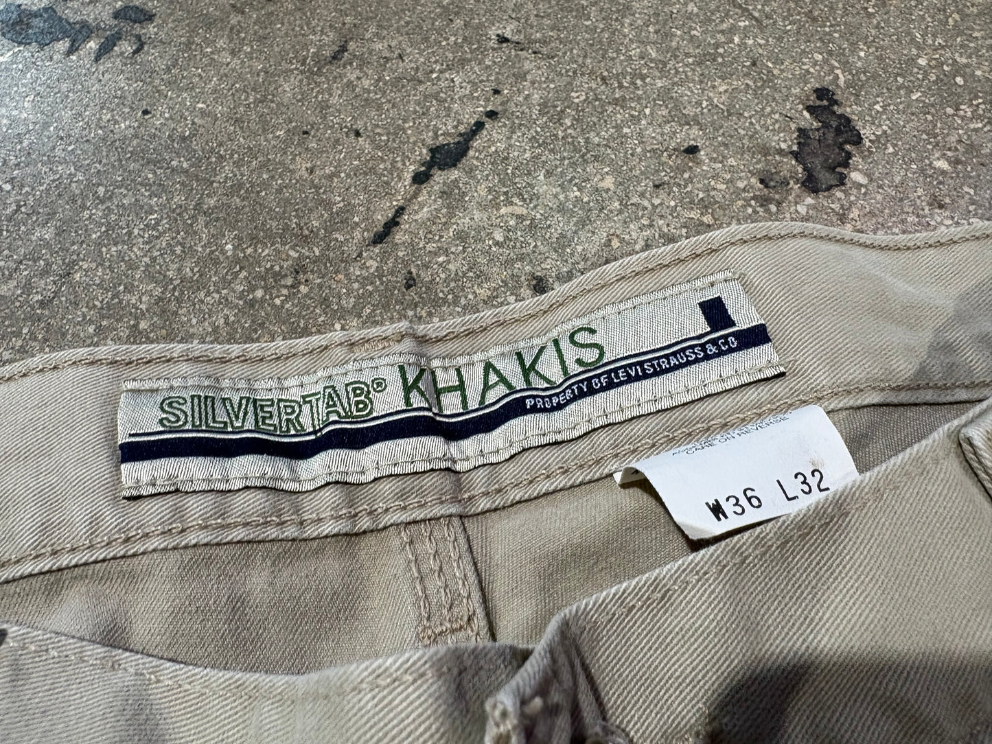 Levis Silvertab Khakis Carpenter Pants - khaki Size 36 x 32