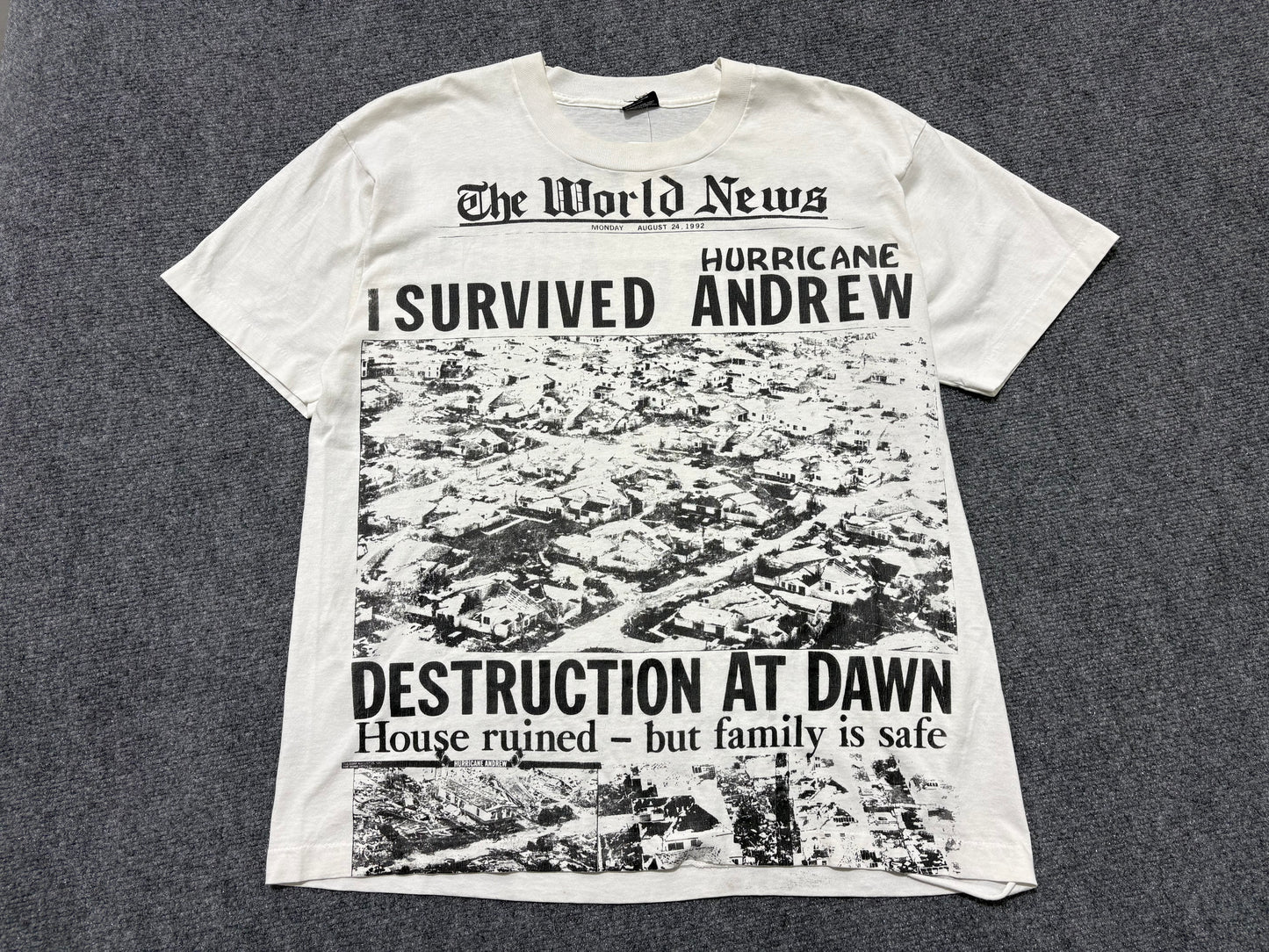 The World News I Survived Hurricane Andrew Tee - Black/White Size XL