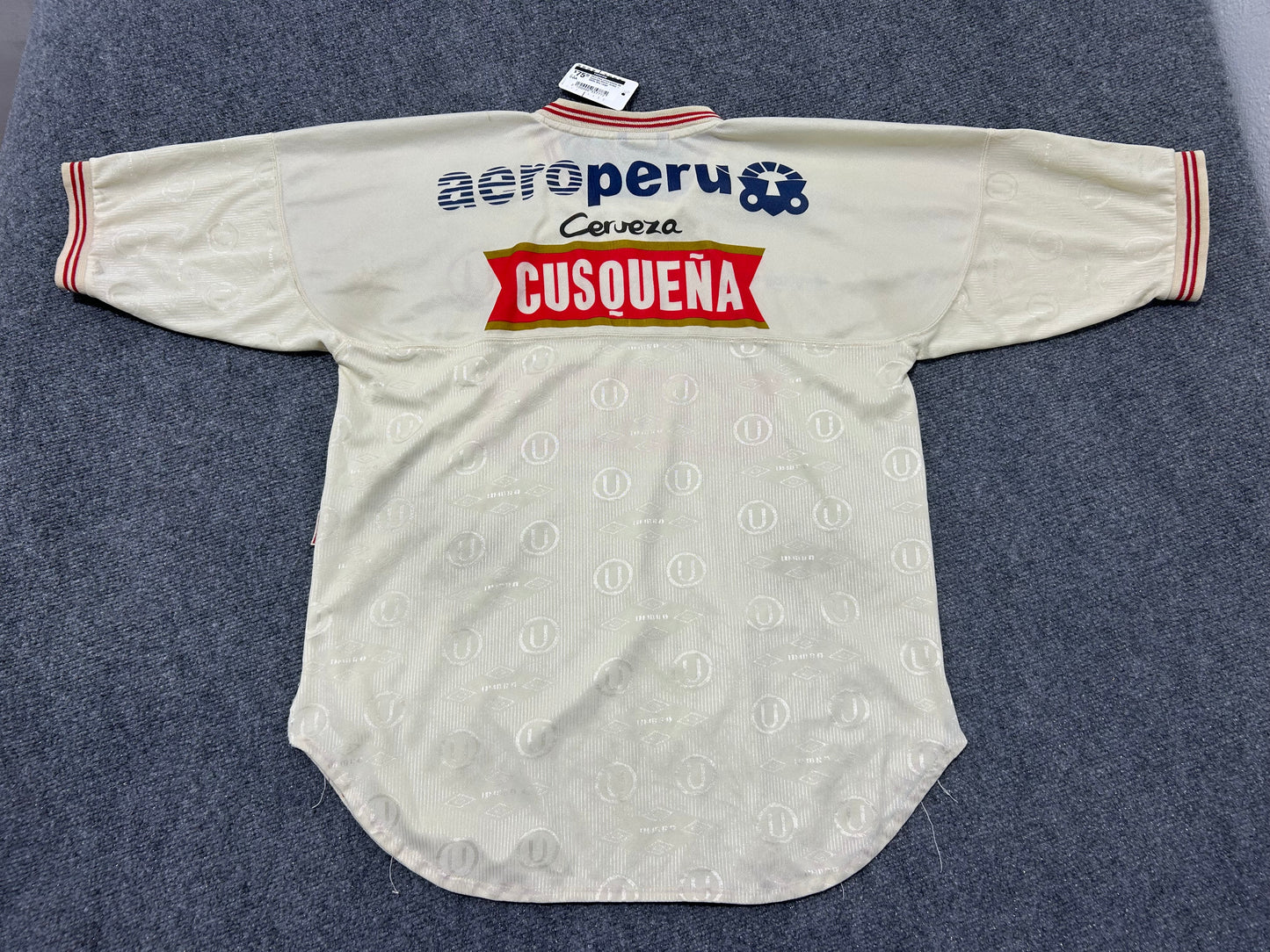 Peru Club Universitario De Deportes Soccer Jersey - White Size Large
