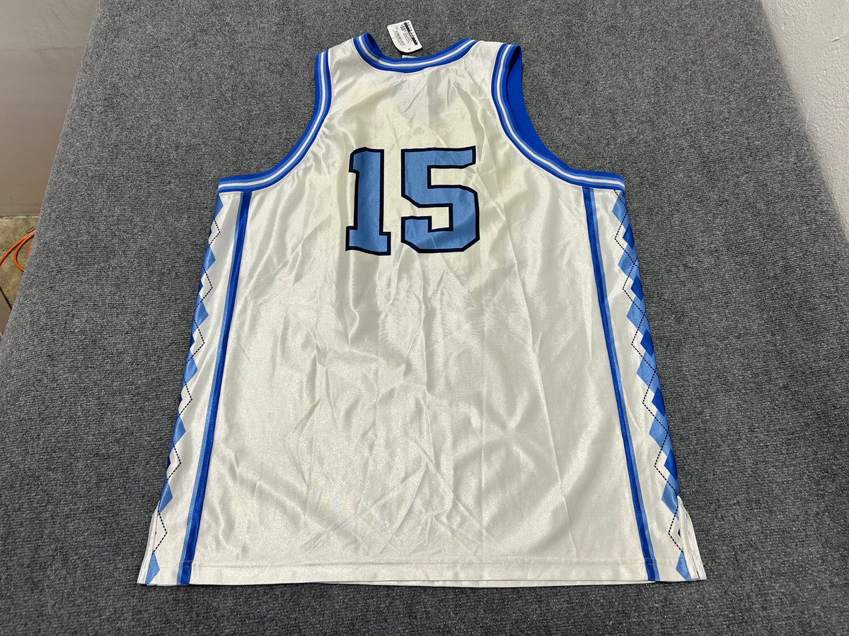 UNC Tar Heels #15 Basketball Jersey - White/Blue size XXL