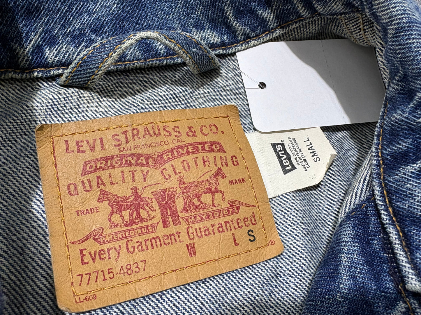 Levis Denim Jean Trucker Jacket - Blue Size Small