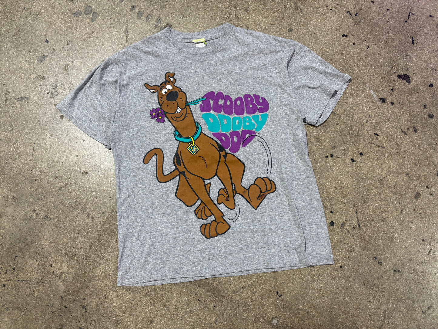 Scooby Dooby Doo Flowers Tee - Grey Size XL