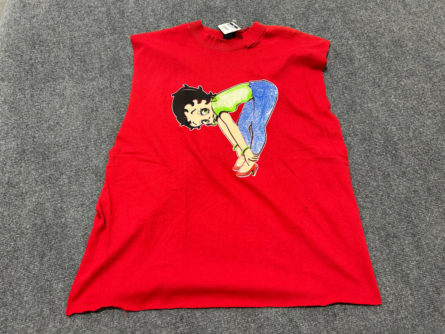 Cutoff Sleeveless Betty Boop Bent Over Tee - Red Size Large