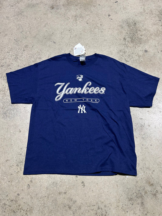 New York Yankees Logo Tee - Navy Size XL