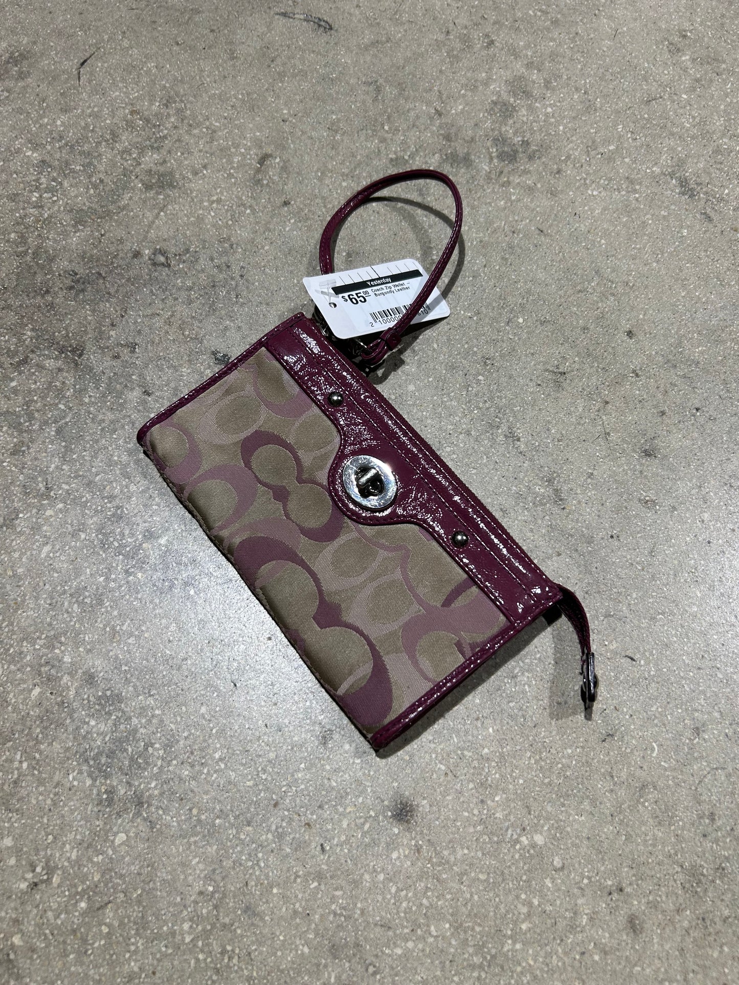Coach Zip Wallet - Burgundy Leather