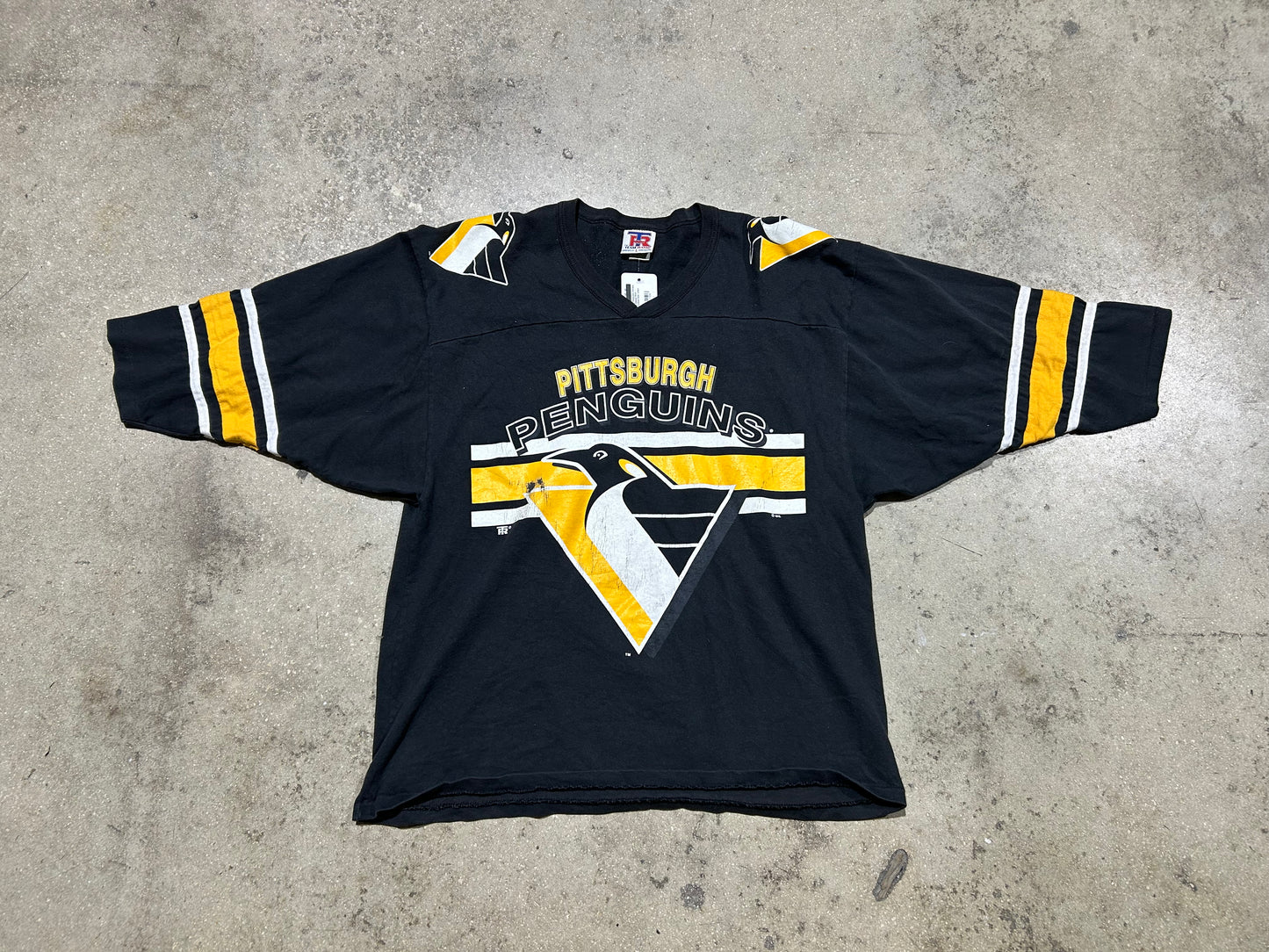 Pittsburg Penguins Hockey Quarter Sleeve Shirt - Black/Yellow Size Large