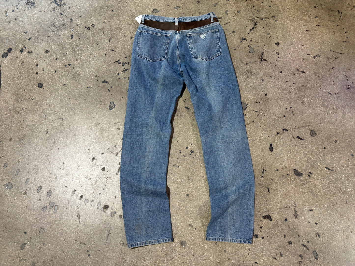 Guess Leather Pocket & Waistline Straight Leg Jeans - Light Blue Size 33