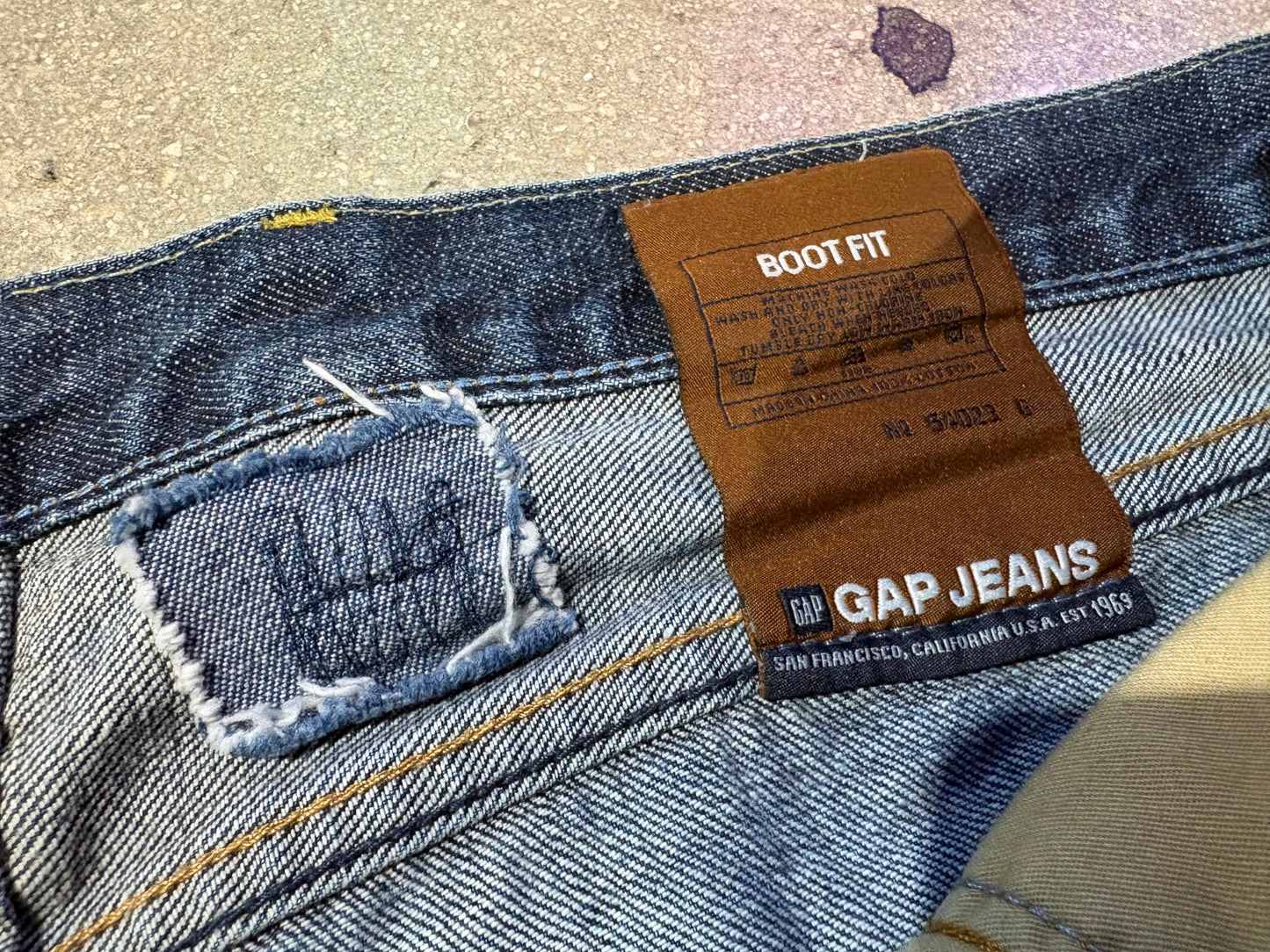 Gap Wide Leg Boot Cut Jeans - Blue Size 40 x 30