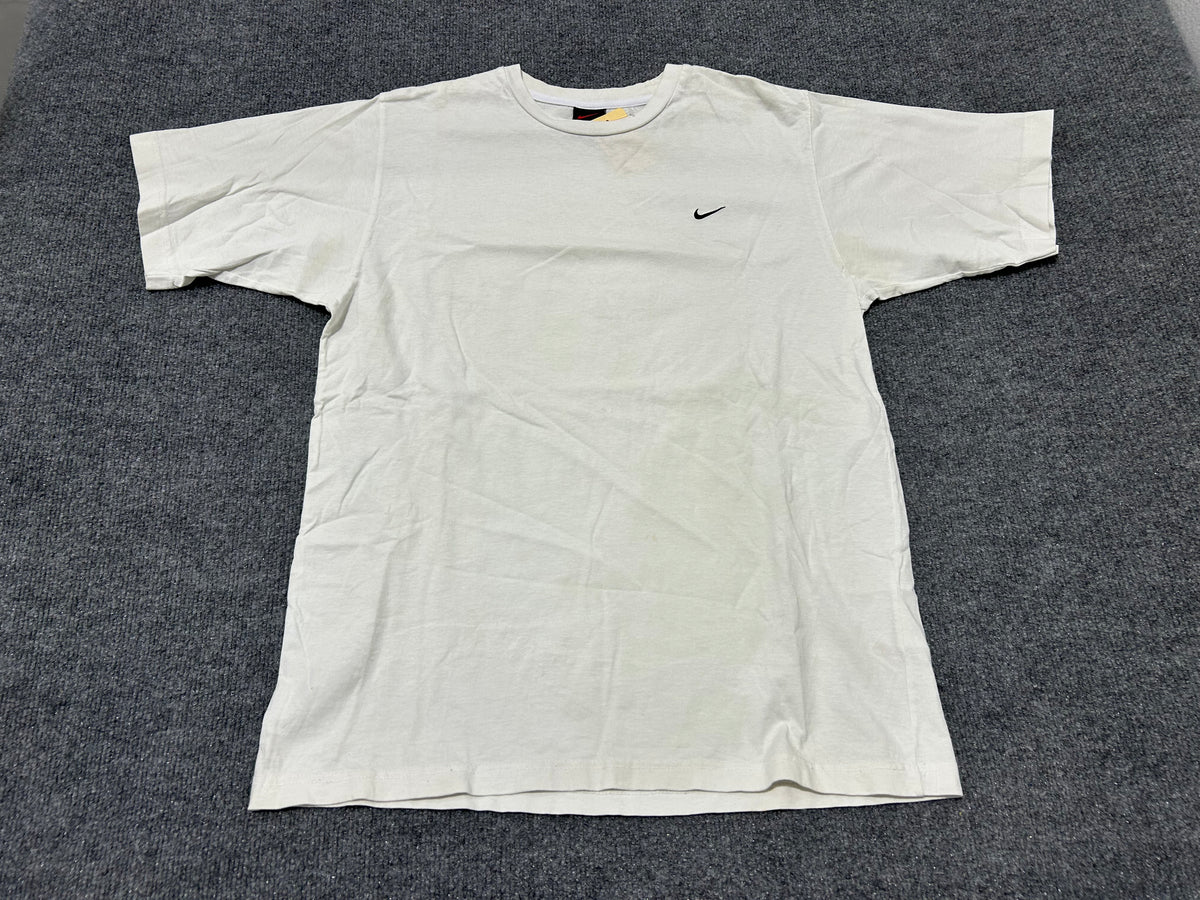 Nike Small Logo Tee - White Size Medium