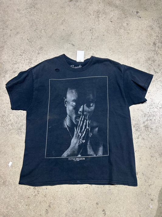 Thrashed/Distressed Tu Pac Memorial Tee - Black Size XL