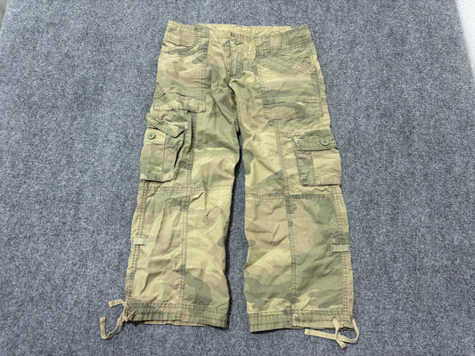 Hollister Camo Cargo Capris Pants - Camo Size Small