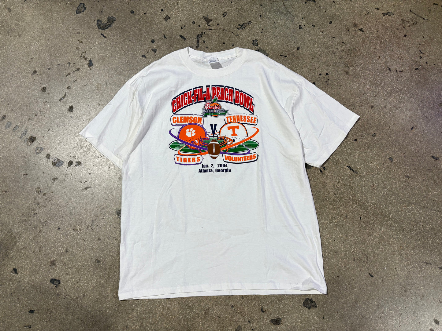 2004 Clemson vs Tennessee Peach Bowl Tee - White Size XL