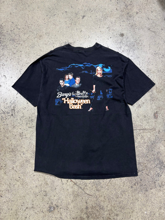 Buffy the Vampire Slayer Halloween Bash Tee - Black Size XL (23 x 30.5)