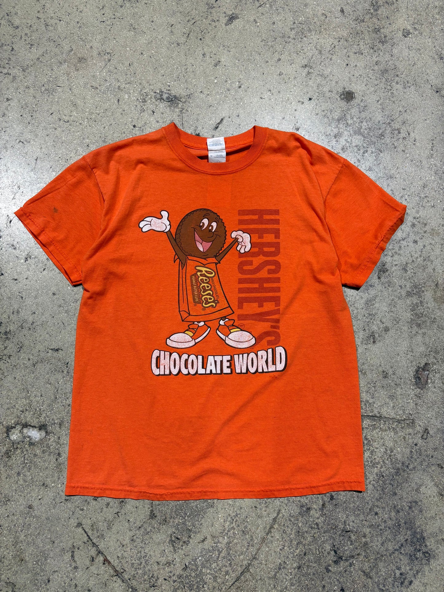 Reese's Hersey's Chocolate World - Orange Size Medium (20x27)