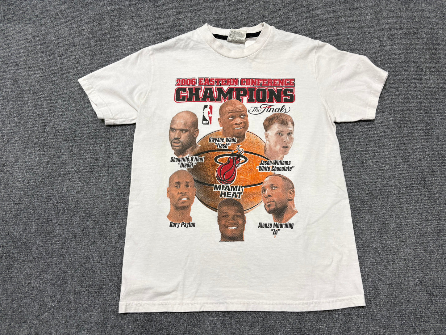 2006 Miami Heat Faces Championship Tee - White Size Small