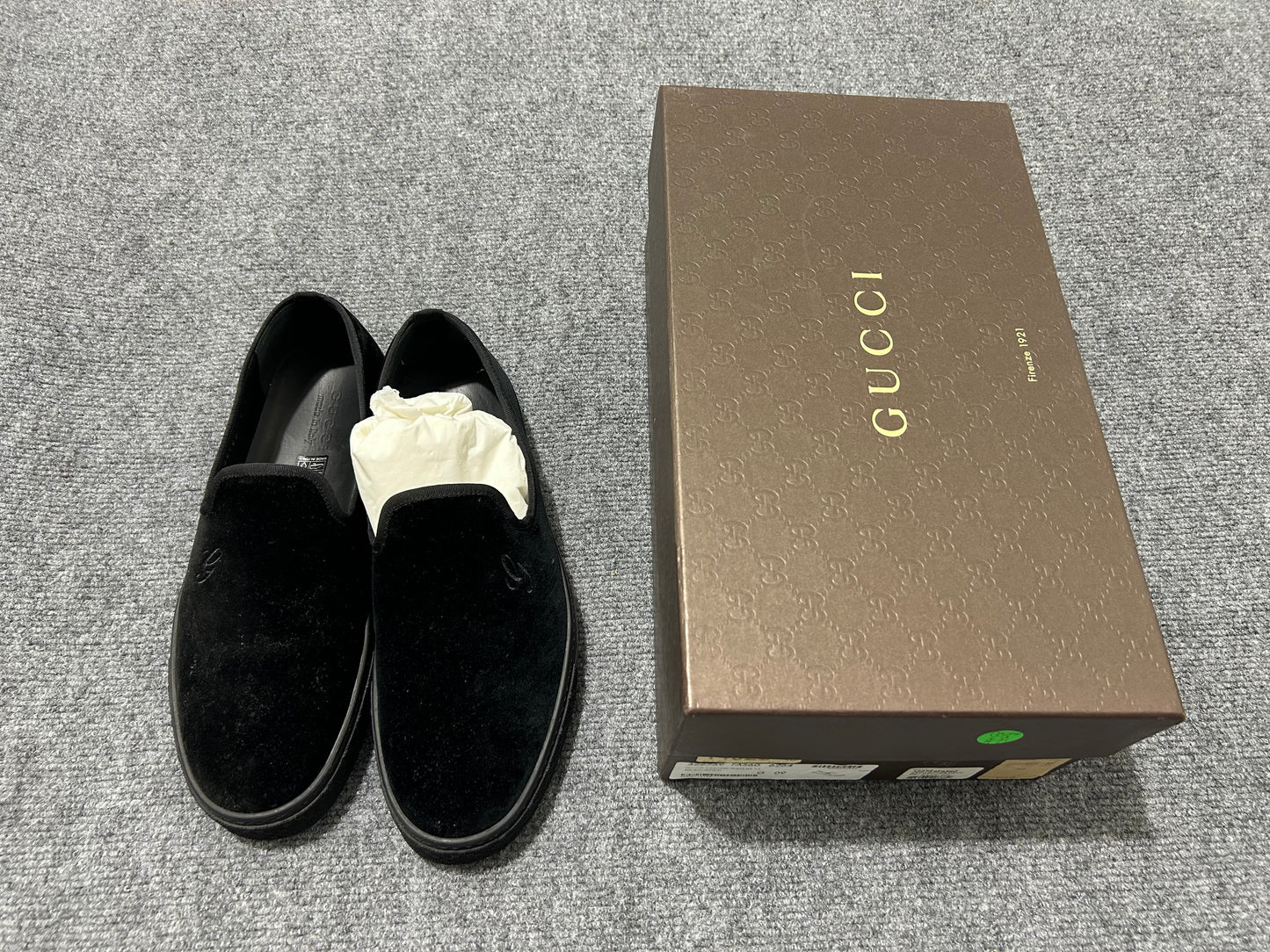 Clean Gucci Slip On Velour Shoes - Black Size 9