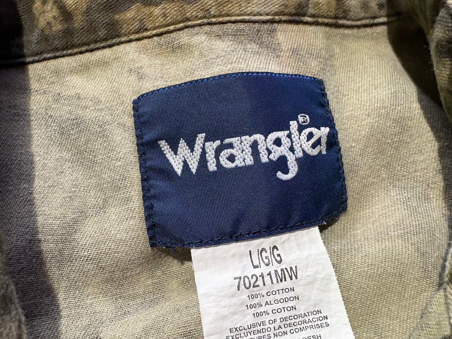 Wrangler Real Tree Button Up Shirt - Camo Size Large