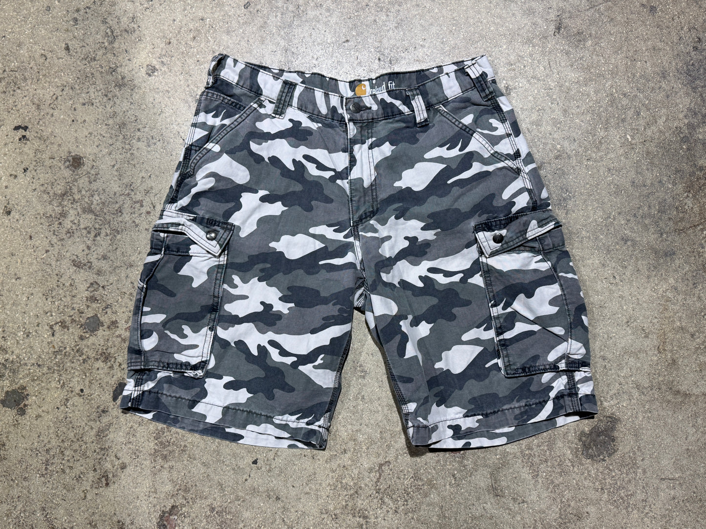 Carhartt Camo Cargo Shorts - Grey Size 36