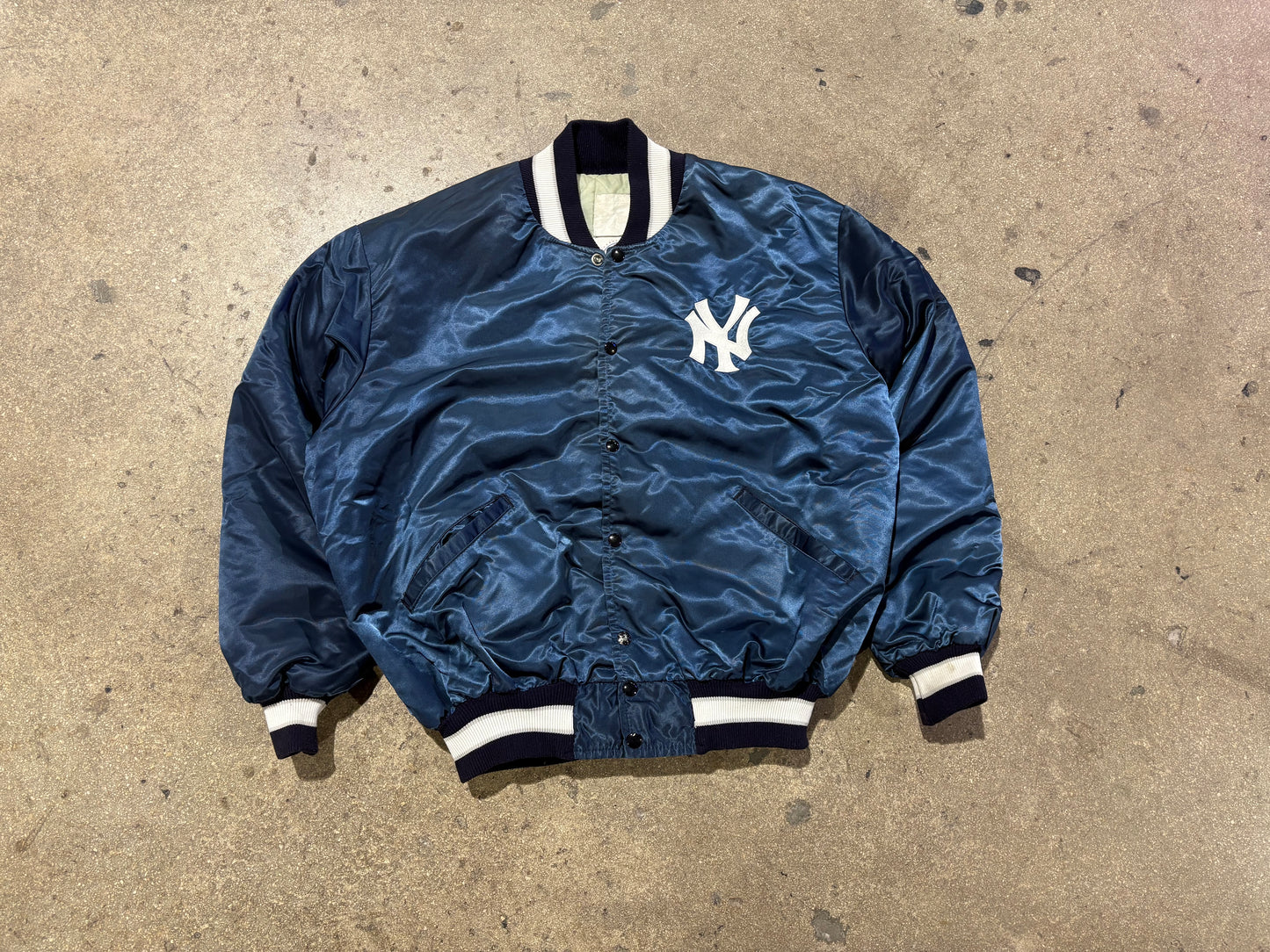 New York Yankees Satin Jacket - Navy Size XL
