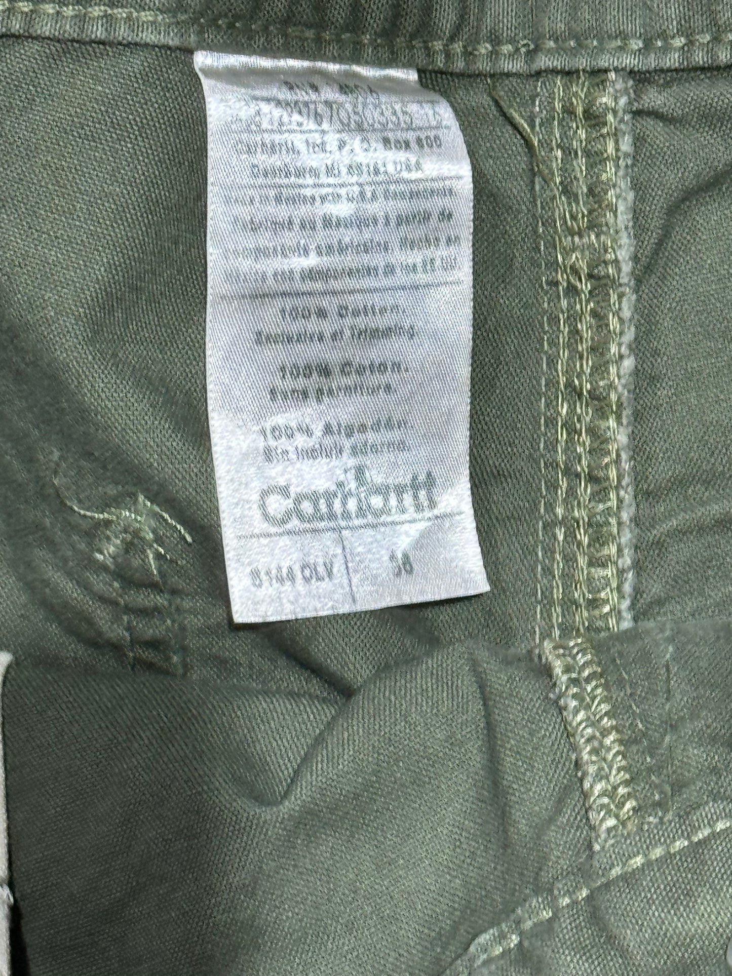 Carhartt Shorts - Olive Size 36