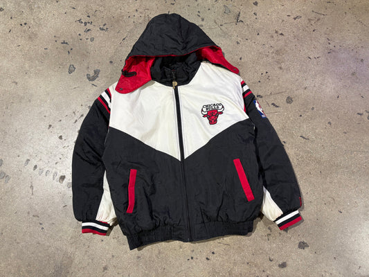 Pro Player Chicago Bulls Puffer Jacket - White/ Black Size XL