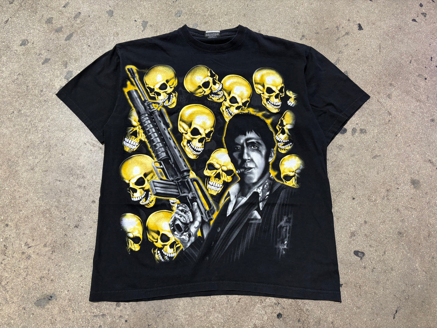 Scarface Yellow Skull Pile Tee - Black Size XL