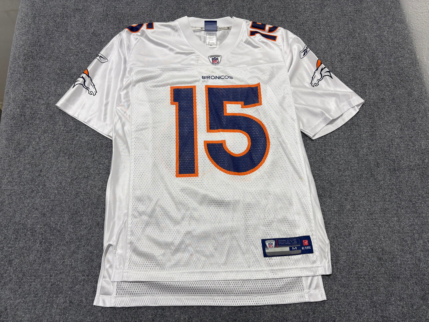 Reebok Denver Broncos Tebow #15 Alternate Jersey - White Size Medium