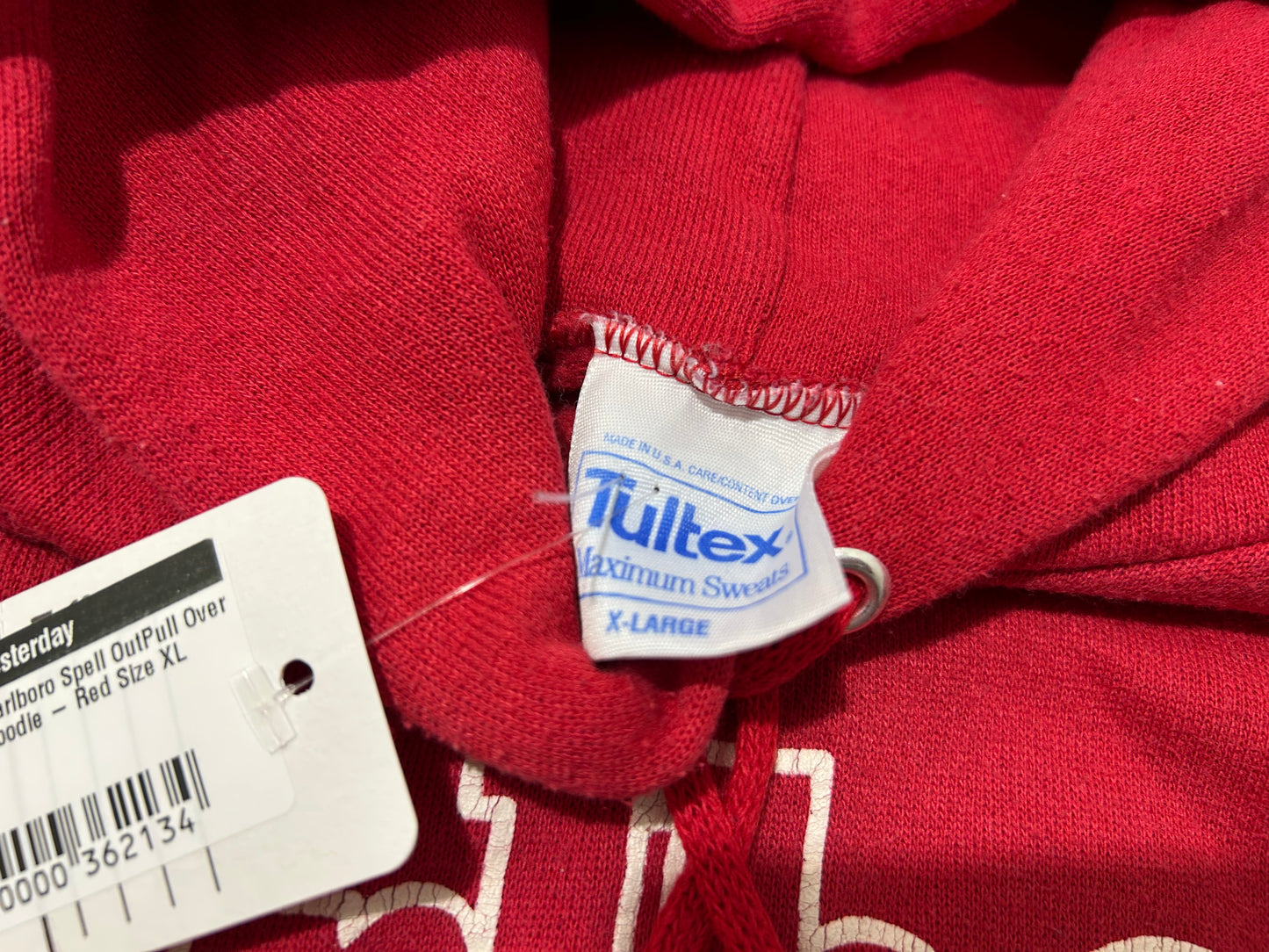 Marlboro Spell OutPull Over Hoodie - Red Size XL