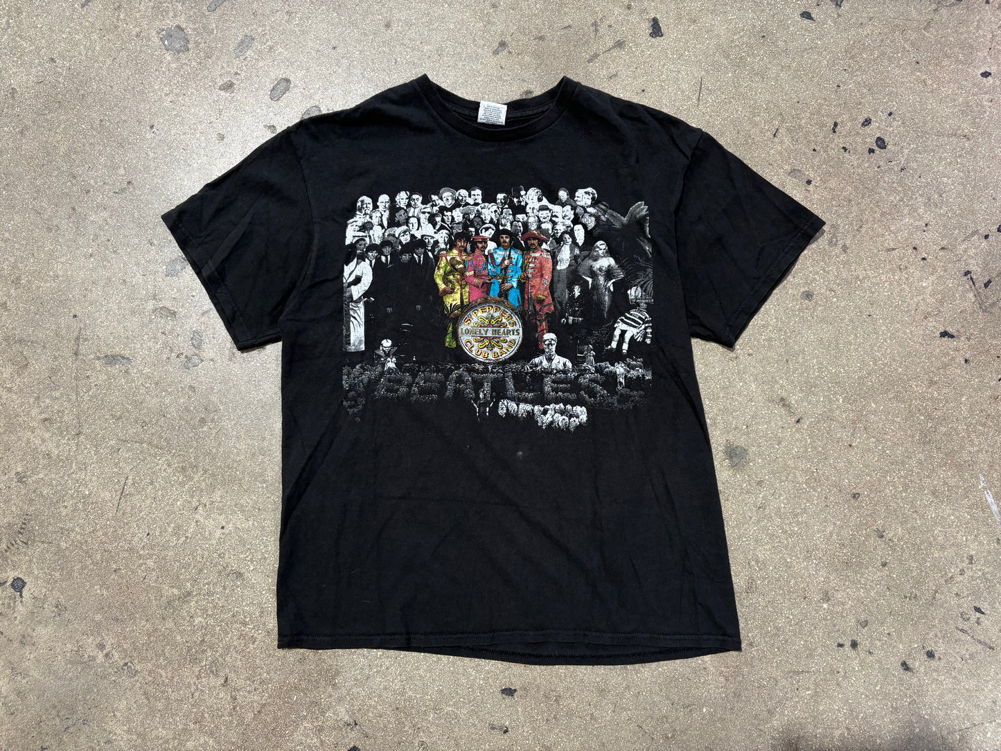 The Beatles St Peppers Club Band Tee - Black Size Medium