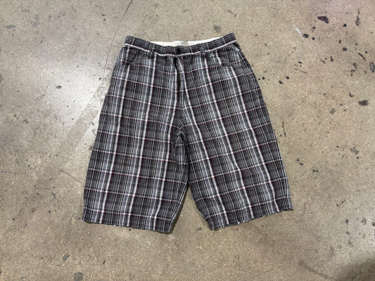 Foot Action Plaid Shorts - Grey / Red Size 32