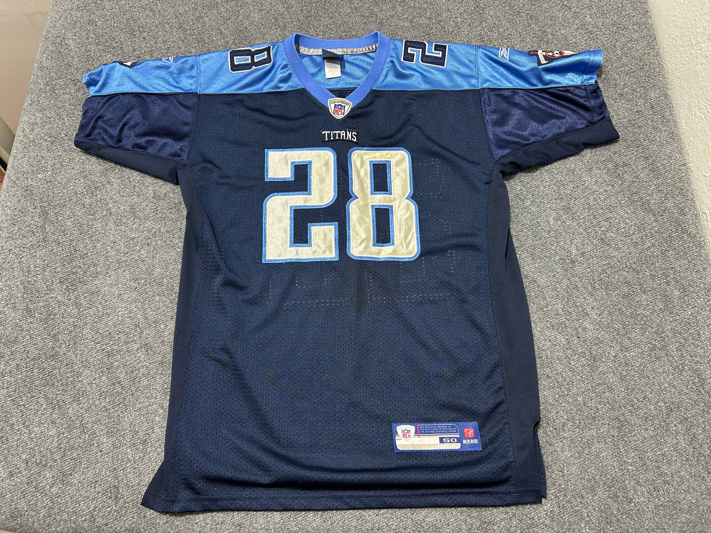 Tennessee Titans Johnson #28 Football Jersey - Navy Size XL(con)