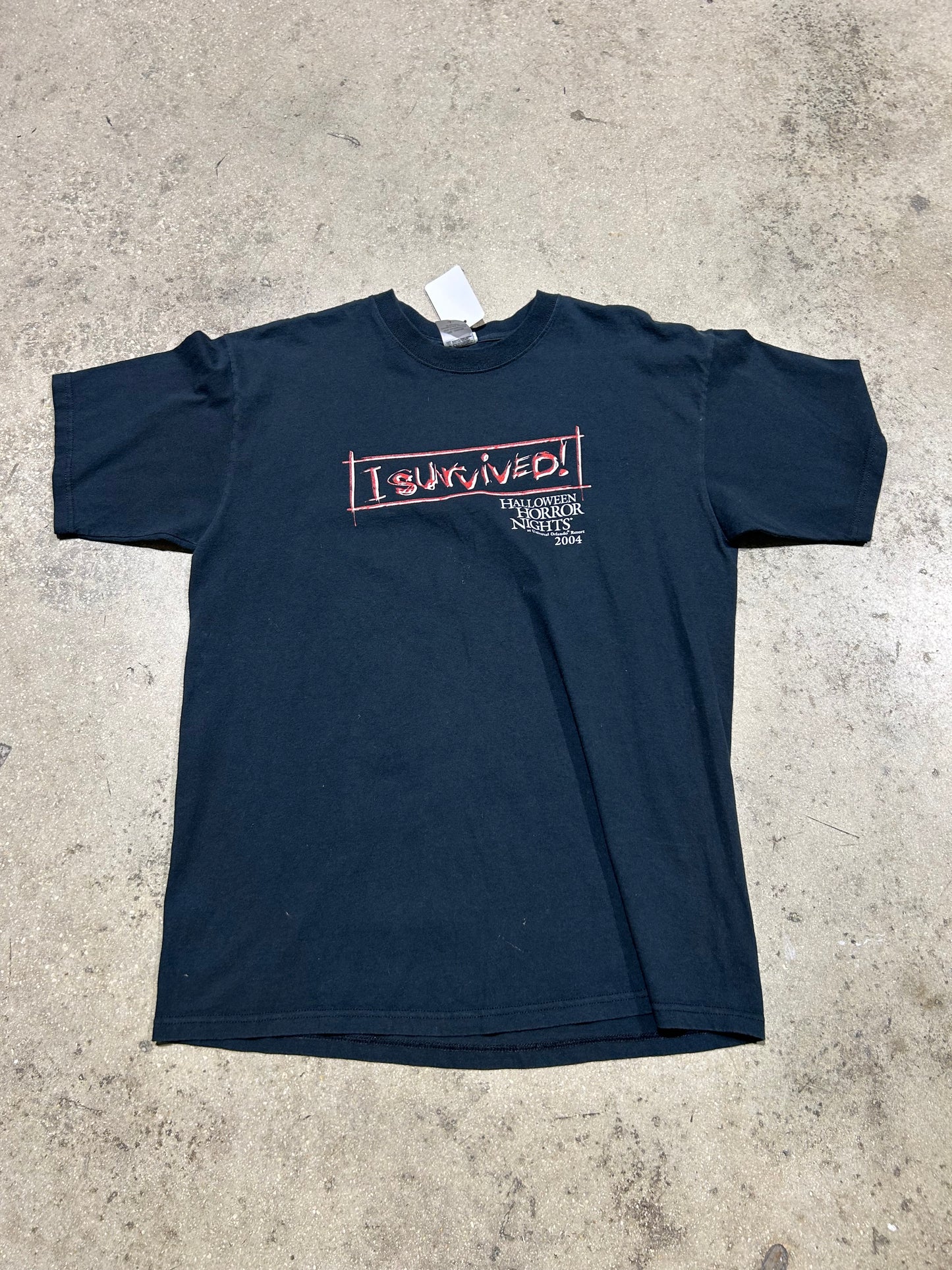 2004 I survived Halloween Horror Nights Tee - Black Size Large
