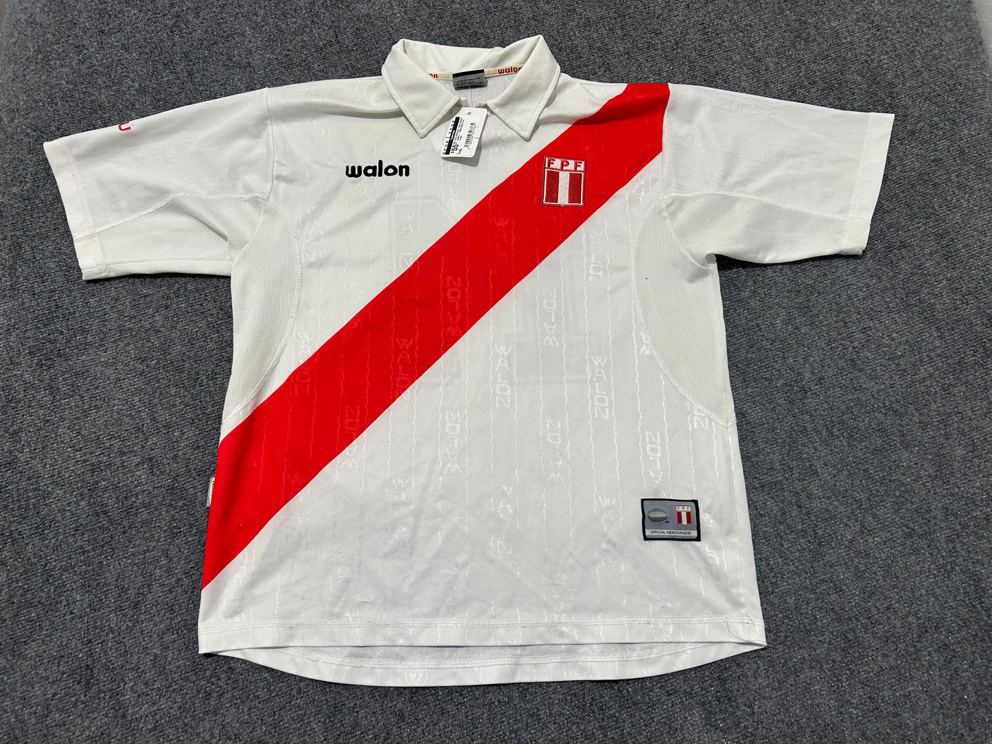 Peru National Team Soccer jersey - White/Red Size Large
