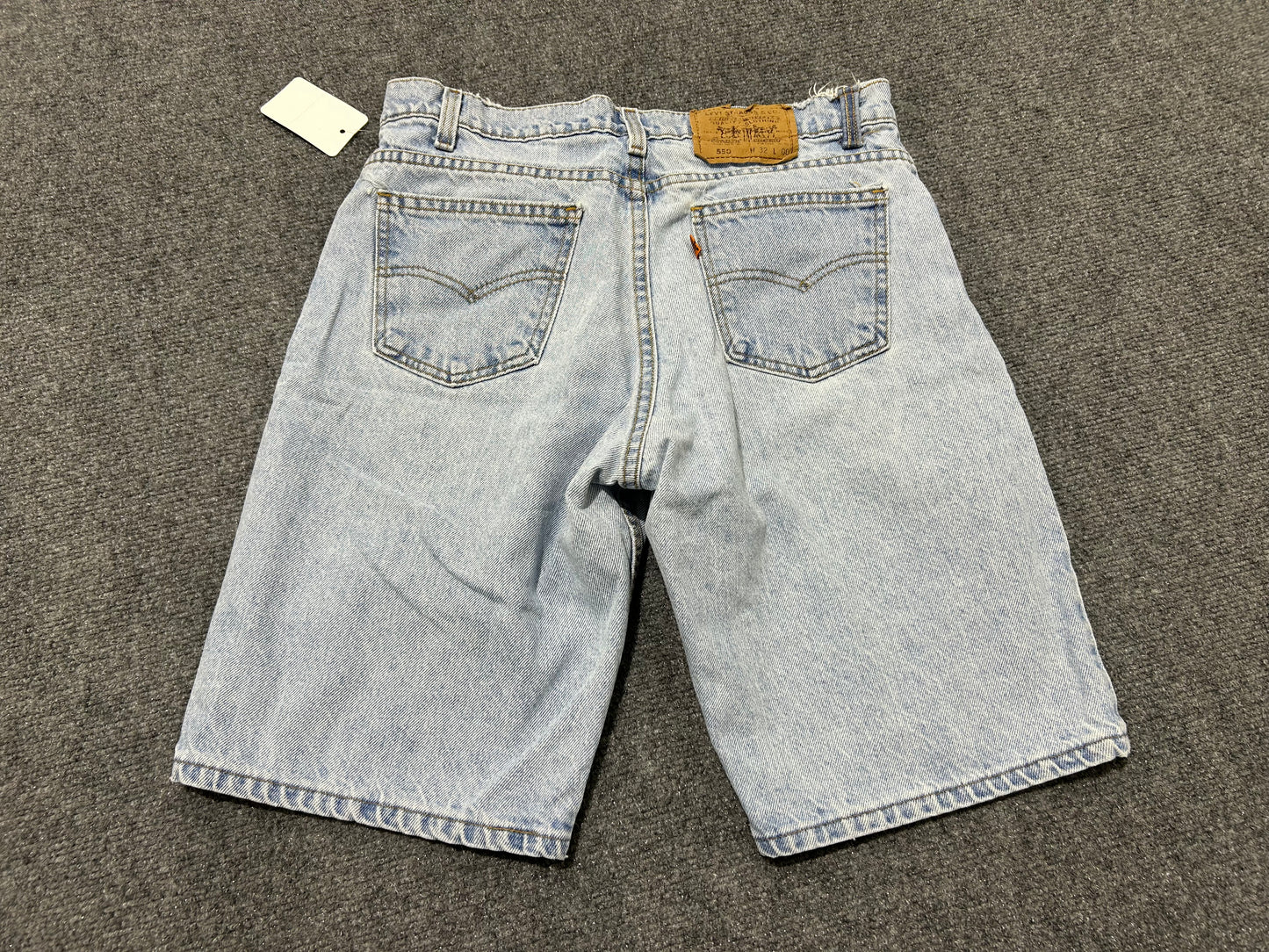 Levis 550 Orange Tab Denim Shorts - Light Wash Size 32