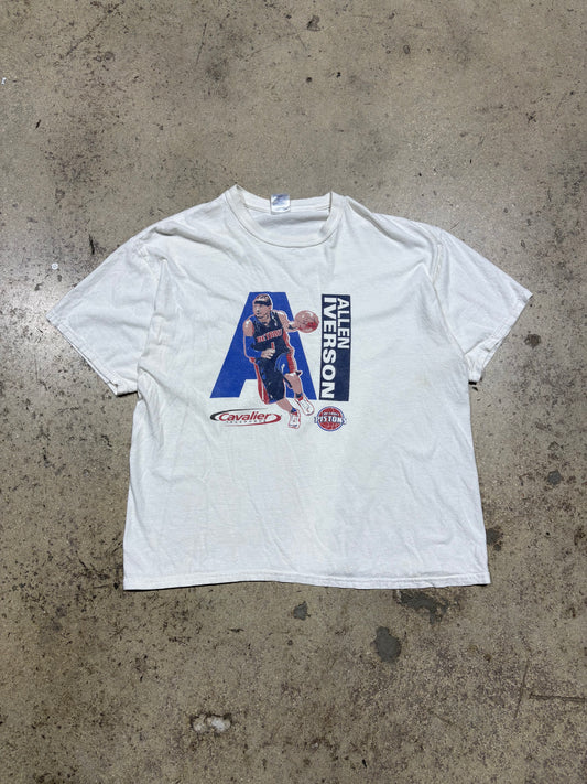Allen Iverson Pistons Tee - White Size XL (24x27.5)