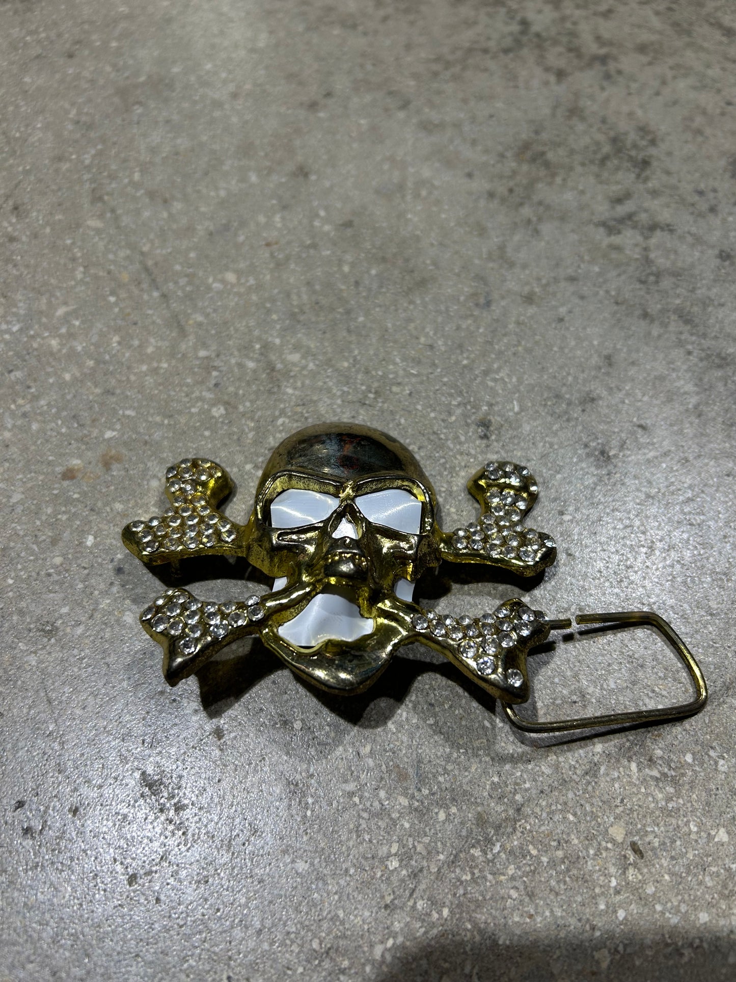 Skull Cross Bones Rhinestone - Gold