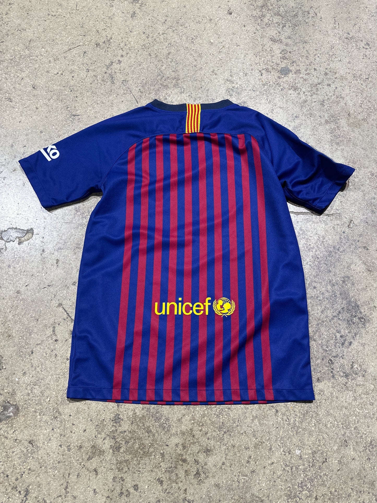 2018 Barcelona Hoome Jersey Size Youth XL