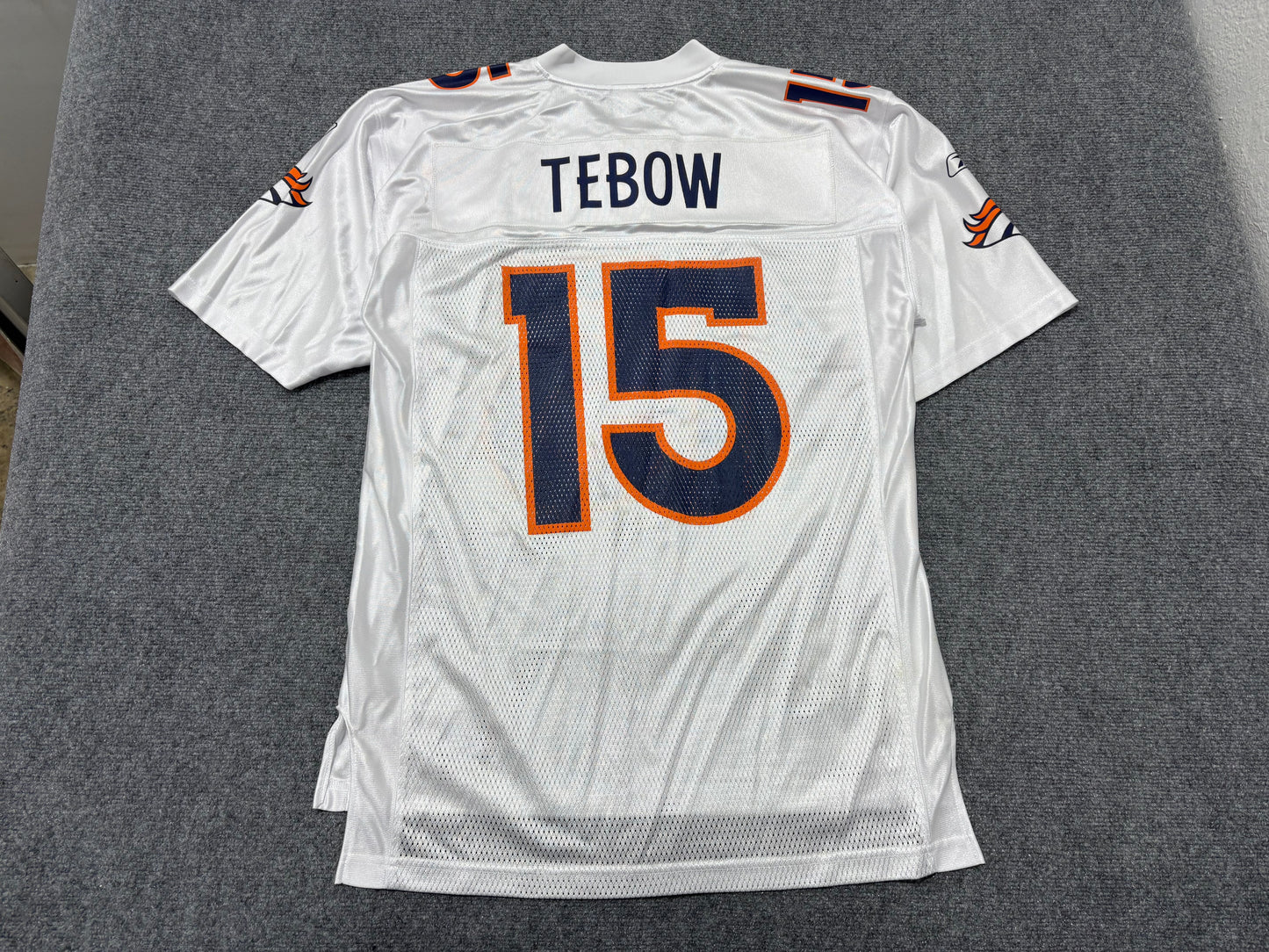 Reebok Denver Broncos Tebow #15 Alternate Jersey - White Size Medium